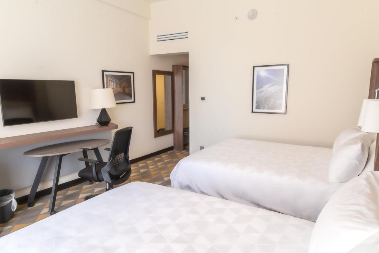 By Ihg Hotel